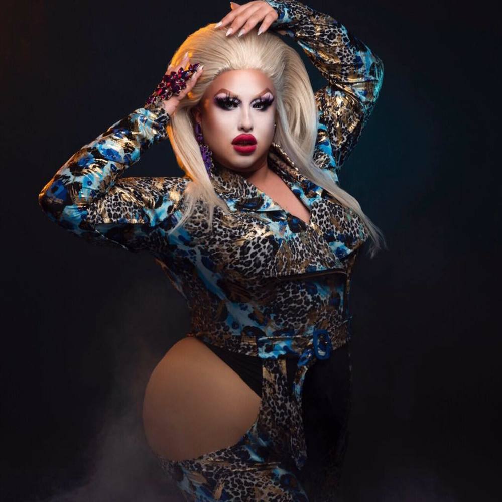 Meet your Posher, Boa